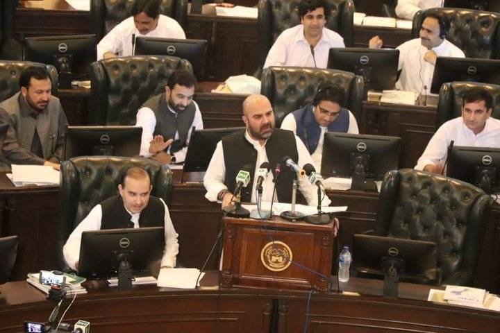 خیبر پختونخوا حکومت کا سگریٹ بنانے والی کمپنیوں کو بڑا ریلیف دینے کا فیصلہ 