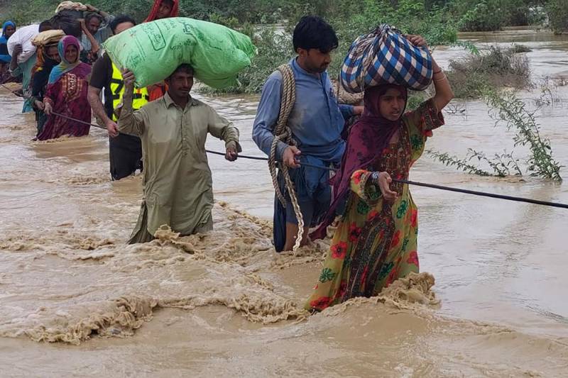 اگست میں مزید طوفانی بارشیں ہوں گی : محکمہ موسمیات نے خطرے کی گھنٹی بجادی 