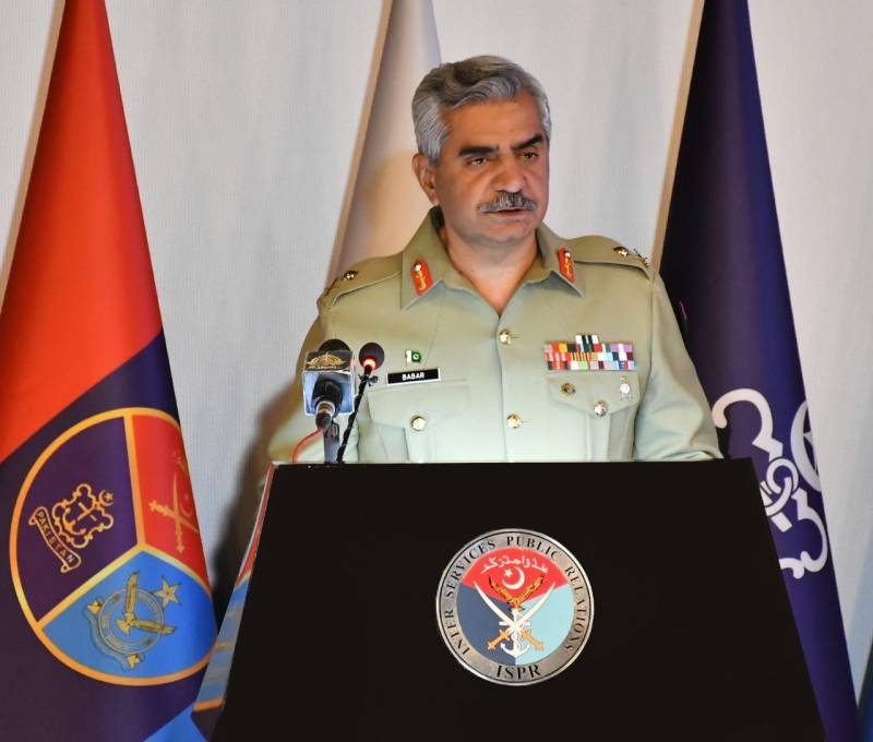 سوال ہی پیدا نہیں ہوتا ایمن الظواہری پر حملے کیلئے پاکستانی زمین استعمال ہوئی ہو: ڈی جی آئی ایس پی آر 