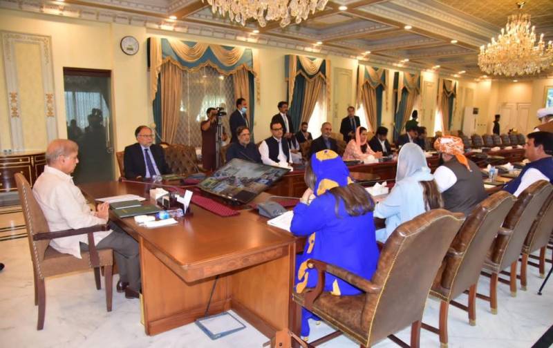 وزیراعظم کے حکم پر سیلاب متاثرہ علاقوں میں ایمرجنسی نافذ، این ڈی ایم اے کو 5 ارب جاری 