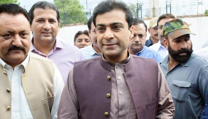 ’امریکی سازش کا چورن بیچنے والوں نے خود امریکہ میں پبلک ریلیشن فرم ہائر کر رکھی ہے‘