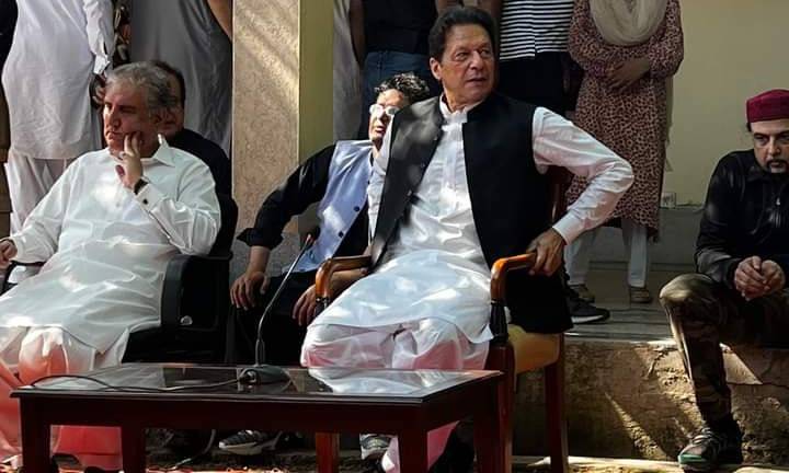 عمران خان کو کسی صورت بھی گرفتار نہیں ہونے دیا جائے گا، پی ٹی آئی اجلاس میں فیصلہ