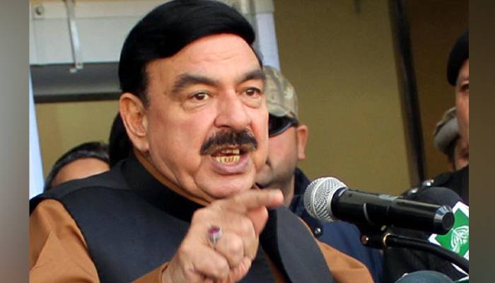 کوئی شخص اداروں سے بڑا نہیں اور کوئی ادارہ پاکستان سے بڑا نہیں ہے: شیخ رشید