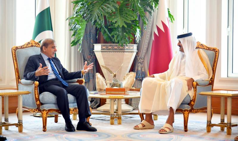 وزیراعظم شہباز شریف کی امیر قطر شیخ تمیم بن حمد الثانی سے ملاقات