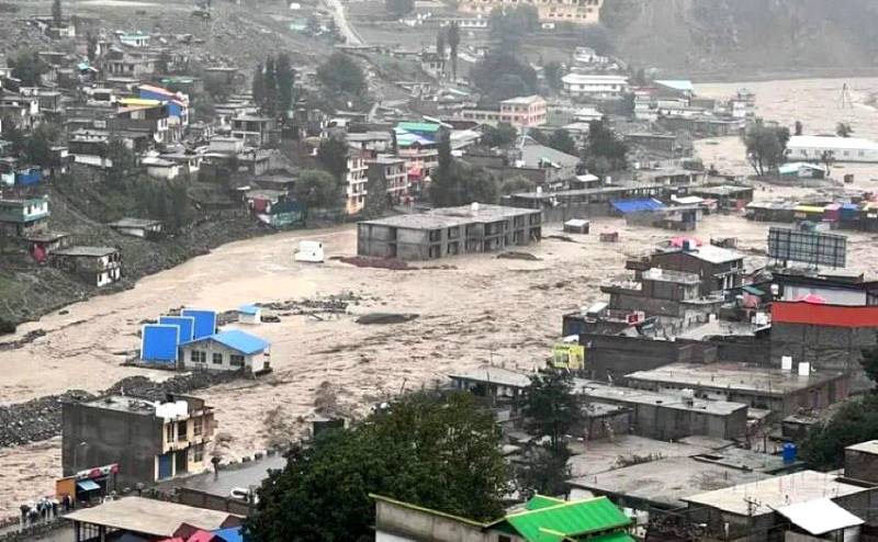 ملک بھر میں سیلاب سے ہلاکتوں کی تعداد 1,290 ہو گئی