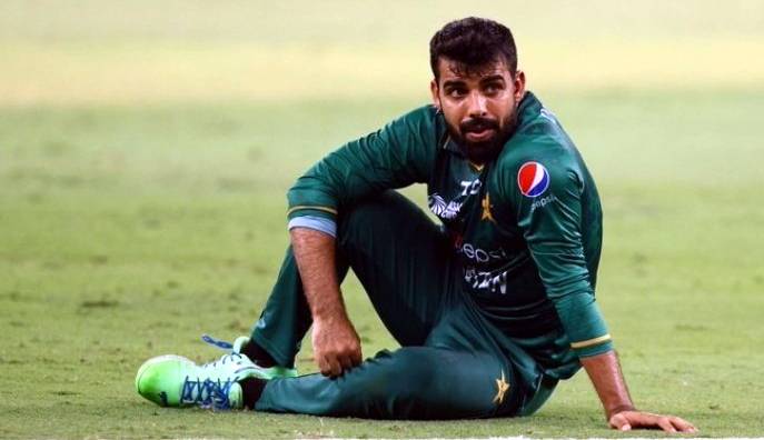 شاداب خان نے ایشیاکپ کے فائنل میں شکست کی ذمہ داری قبول کر لی