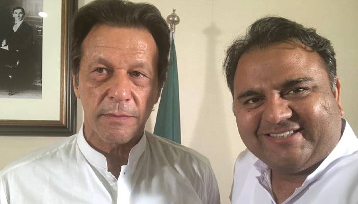 لاہور ہائیکورٹ راولپنڈی بینچ نے عمران خان، فواد چودھری کیخلاف الیکشن کمیشن کے شوکاز معطل کر دیئے