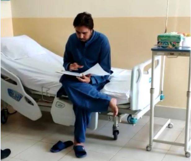 سافٹ ویئر بچپن سے اپ ڈیٹ تھا، دوران حراست ہارڈ ویئر اپ ڈیٹ کیا گیا: رہائی کے بعد شہباز گل کا پہلا بیان 