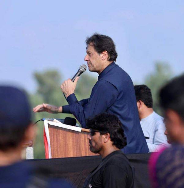 زرداری اور شہباز شریف کے علاوہ ایک تیسری وکٹ بھی ہے، اسی وکٹ کو گرانا ہدف ہے: عمران خان 