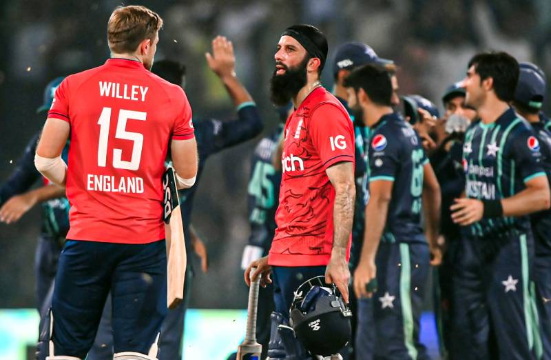 پاکستان اور انگلینڈ کے درمیان فیصلہ کن ٹی 20 آج ہو گا