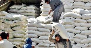 خیبرپختونخوا میں کل سے ڈیلرز کے ذریعے سرکاری آٹے کی تقسیم شروع ہوگی