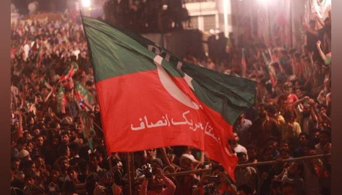 پی ٹی آئی کا لانگ مارچ کیلئے راولپنڈی کو مرکز بنانے پر غور 