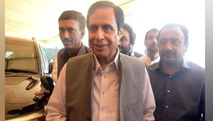 وزیراعلی پنجاب چوہدری پرویز الہی کی گجرات پولیس پر خصوصی نوازشات