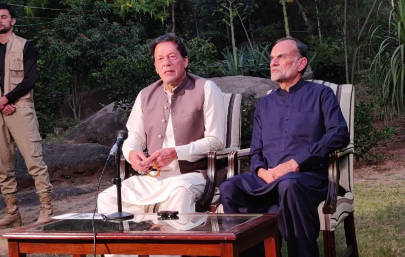 شہباز گل اور اعظم سواتی پر جنسی تشدد ہوا، مجھے یقین نہیں آیا تو تصاویر دکھائی گئیں: عمران خان , لانگ مارچ کی تاریخ جمعہ کو دینے کا اعلان