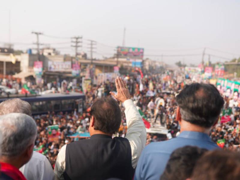 عمران خان کو لانگ مارچ جلد ختم کیوں کرنا پڑا؟ اہم وجہ سامنے آگئی 
