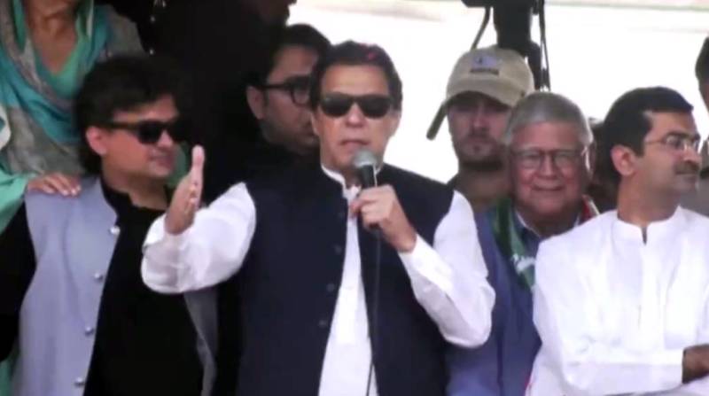 شہباز شریف سے کہتا ہوں بوٹ پولش کرنے والوں سے بات نہیں کرتا: عمران خان 