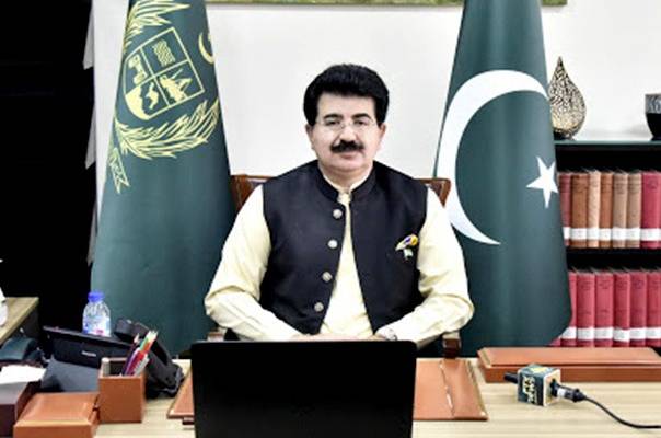 چیئرمین سینیٹ نے یوسف رضا گیلانی کیخلاف نااہلی ریفرنس مسترد کر دیا