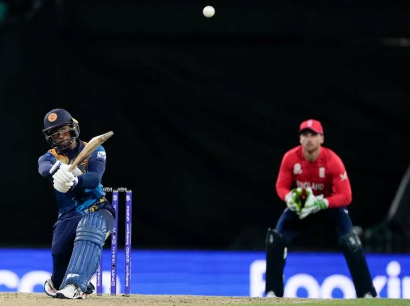 سری لنکا کا انگلینڈ کو فتح کے لیے 142 رنز کا ہدف 