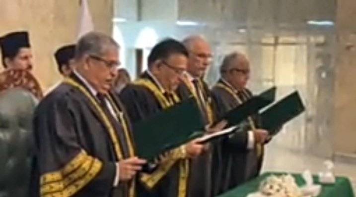 جسٹس اطہر، جسٹس حسن اور جسٹس شاہد نے سپریم کورٹ جج کا حلف اٹھالیا