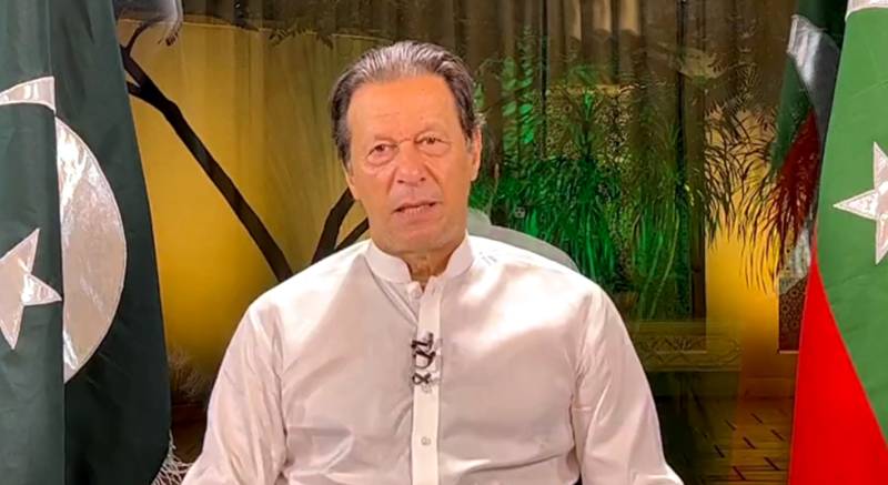  مفرور شخص ملک سے باہر بیٹھ کر پاکستان کے فیصلے کررہا ہے: عمران خان 