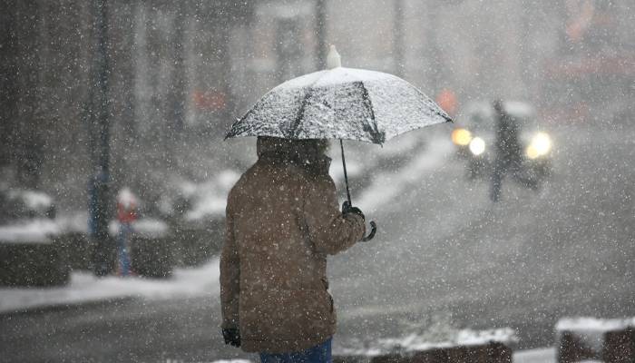 گلگت بلتستان، خیبرپختونخوا میں بارش اور برفباری سے سردی کی شدت میں اضافہ