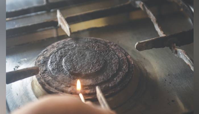 ملک بھرمیں گیس کی لوڈشیڈنگ اور پریشر میں کمی کا سلسلہ شدت اختیار کرگیا 