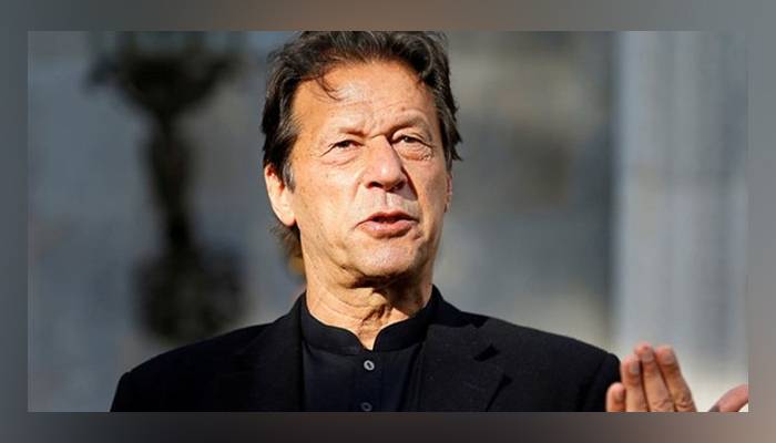 عمران خان کے یو ٹرنز پر یو ٹرنز جاری 
