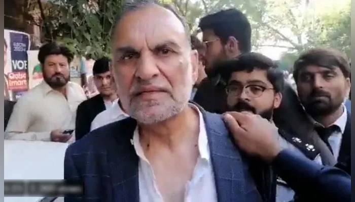 ہائی کورٹ کا اعظم سواتی کے خلاف درج مقدمات کی تفصیلات کیلئے ڈپٹی اٹارنی جنرل کو وزارت داخلہ سے ہدایات لینے کاحکم
