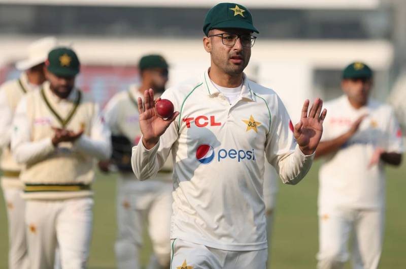 ابرار احمد اور بابر اعظم کی اچھی کارکردگی، ملتان ٹیسٹ کے پہلے دن پاکستان کا کنٹرول