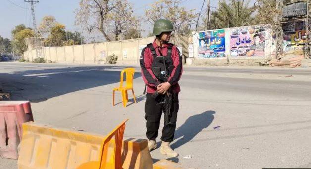 بنوں: یرغمال سی ٹی ڈی اہلکاروں کو 24 گھنٹے بعد بھی بازیاب نہ کرایا جا سکا , دہشت گردوں کا قبضہ برقرار