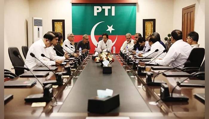 عمران خان آج ارکان اسمبلی اور پارٹی رہنماؤں سے ملاقاتیں کریں گے 