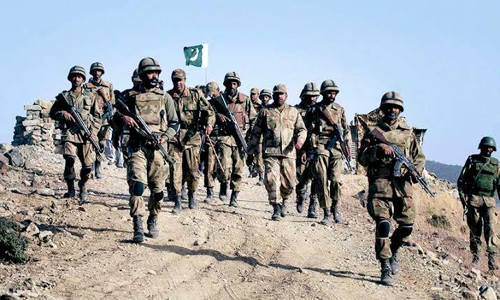 جنوبی وزیرستان میں فورسز کا آپریشن، خودکش حملہ آوروں سمیت 11 دہشت گرد ہلاک