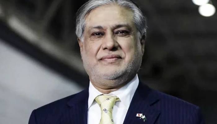 احتساب عدالت کا اسحاق ڈار کے تمام بنک اکاؤنٹس اور اثاثے بحال کرنے کا حکم 