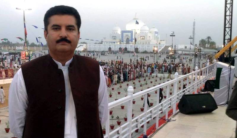 عمران خان ڈرپوک ہے اور زمان پارک میں بیٹھ کر گندم سیاست کر رہا ہے: فیصل کریم کنڈی