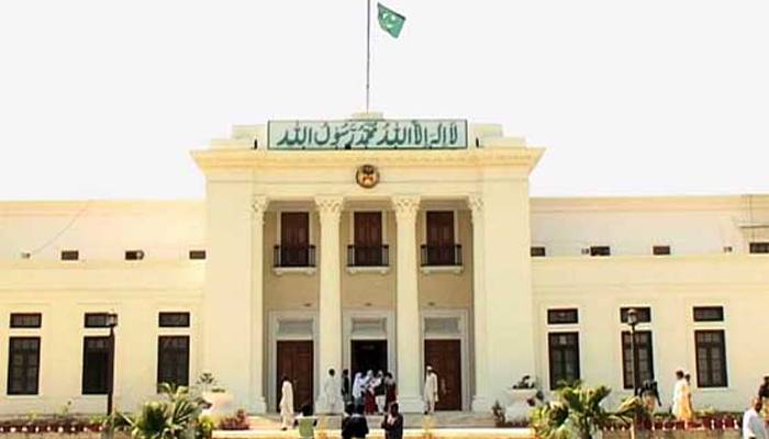 تحریک انصاف نے خیبرپختونخوا اسمبلی کی تحلیل روک دی
