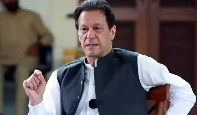 الیکشن کی تاریخ میں کسی بھی قسم کی تاخیر برداشت نہیں کی جائے گی: عمران خان