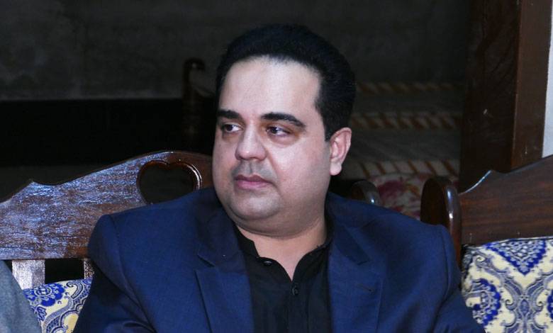 فواد چودھری کے بھائی فراز چودھری کو بھی گرفتار کرلیا گیا