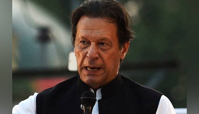 عمران خان کا چیف جسٹس کے نام خط، فواد چودھری کے آئینی حقوق کے تحفظ کی اپیل
