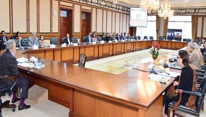 وزیر خزانہ اسحاق ڈار نے اقتصادی رابطہ کمیٹی کا اجلاس طلب کر لیا