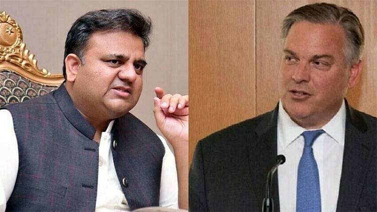 عمران خان کی طرف سے امریکا کو کلین چٹ دینے کے بعد فواد چودھری کی امریکی سفیر سے ملاقات ، پی ڈی ایم حکومت کی شکایت بھی لگائی 