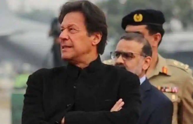آڈیو ،ویڈیو سکینڈل،عمران خان سے رابطے میں رہنے والوں کیخلاف فوج میں اعلیٰ سطح تحقیقات، متعدد افسرگرفتار