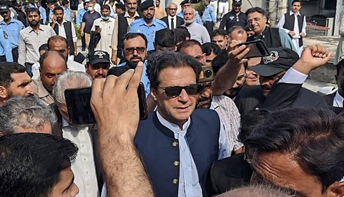 توشہ خانہ کیس،اسلام آباد ہائی کورٹ نے عمران خان کی عبوری ضمانت منظور کرلی 