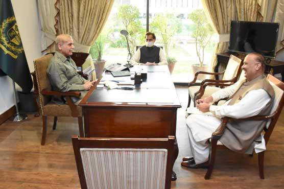 وزیر اعظم شہباز شریف سے اپوزیشن لیڈر راجہ ریاض کی ملاقات، اہم قانونی امور پر مشاورت