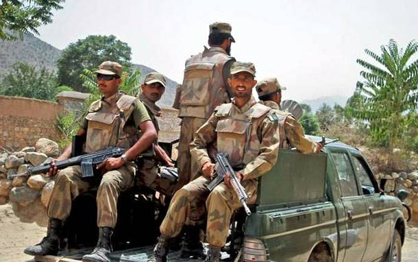 ڈی آئی خان، دہشت گردوں کا حملہ، 3 فوجی جوان شہید، جوابی کارروائی میں 3 دہشت گرد ہلاک