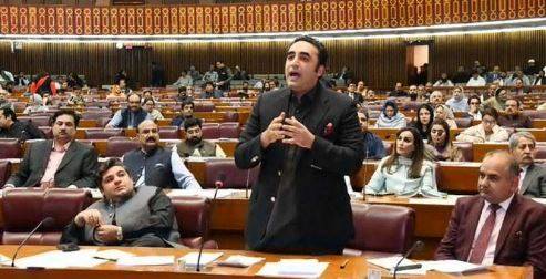 ججز فرعون بنے بیٹھے ہیں، جب دل کرتا ہے آئین توڑ دیتے ہیں، وزیر اعظم ان کے خلاف کیس کریں: بلاول بھٹو