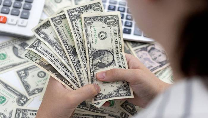 ڈالر کی قیمت میں دوسرے روز بھی کمی 
