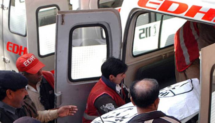 ڈجکوٹ میں زائرین کی بس کھائی میں گرنے سے 30 مسافر زخمی ہوگئے 
