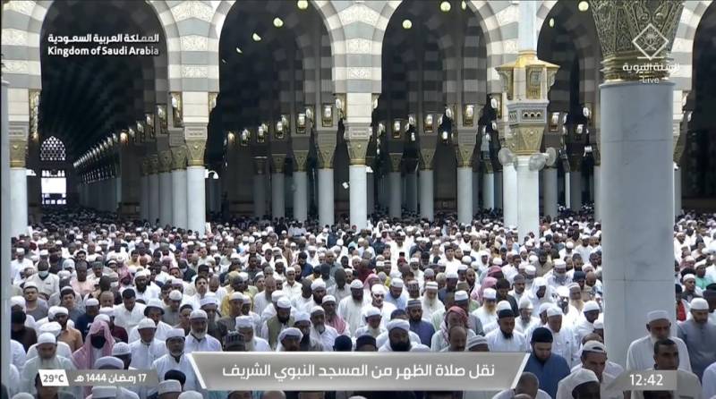 رمضان المبارک میں مسجد نبوی میں زائرین کی تعداد ڈیڑھ کروڑ سے تجاوز