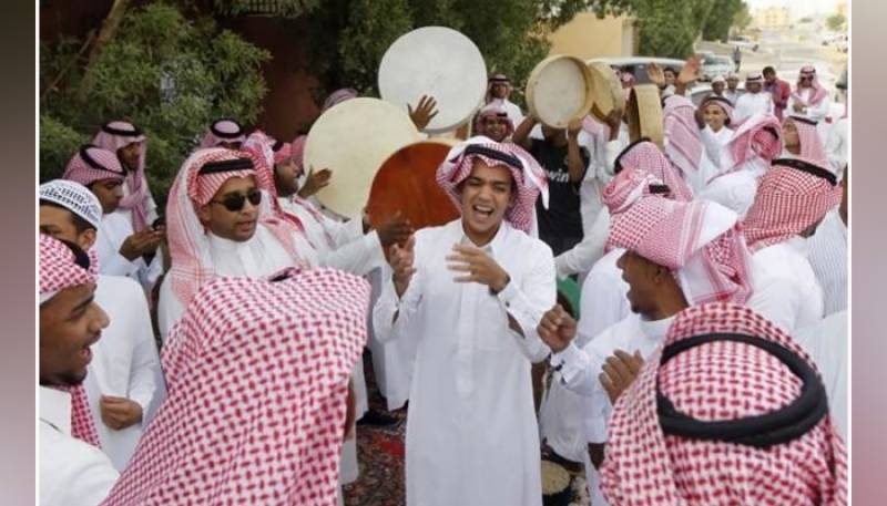 سعودی عرب میں عید جمعہ اور پاکستان میں ہفتہ کو کیوں ہو گی ، مسلم لیگی رہنما نے وجہ بتا دی