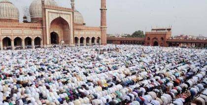 ملک بھر میں عید الفطر مذہبی جوش و جذبے سے منائی گئی